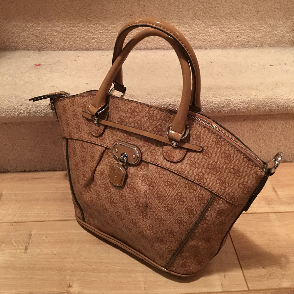 Guess Hand Bag